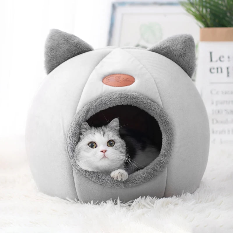 Cozy Winter Cat Bed – Deep Sleep Comfort Cave Nest, Soft Indoor Tent Mat for Cats